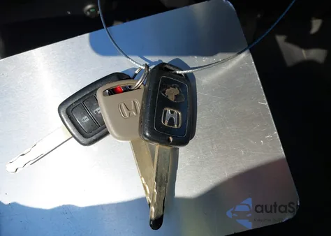 2015 Honda Civic Lx z USA, uszkodzony, nr VIN 19XFB2F52FE228875